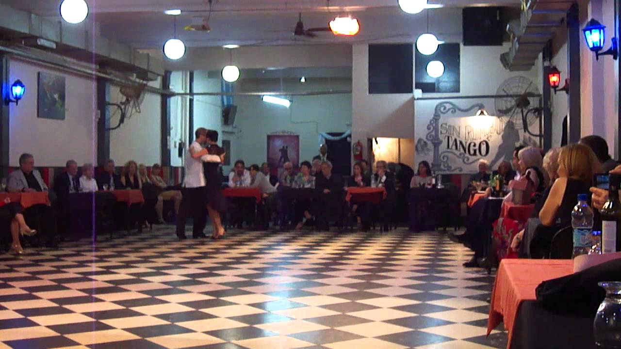 Sin Rumbo, bailan Yessica Vargas y Walter Champin 3/3