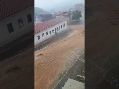 Encruzilhada BA dia 04/12/2025