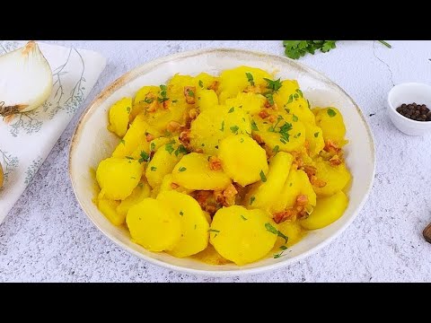 German potato salad: the soft and creamy side dish!