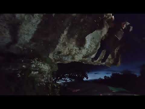 Boulder do Digão - V4 @ Enforcados - Cocalzinho de Goiás - GO