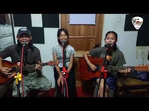 CHIQUITITA_(abba) Acoustic Trio cover Father & Kids @FRANZRhythm