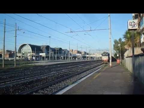 E656.435 sull' EXP 14331 Lourdes - Napoli Centrale, in partenza da Roma Ostiense