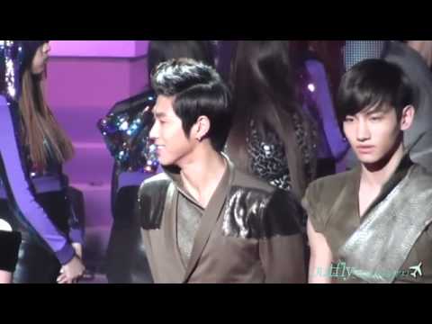 110114 TVXQ at Music Bank Ending Fancam