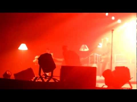 Bénabar - Quatre murs et un toit - Zénith de Paris 24 mars 2012