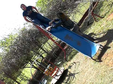 Rafaela no escorregador