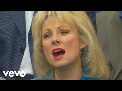 Bill & Gloria Gaither - Redeemed [Live] ft. Guy Penrod, Karen Peck, Squire Parsons