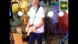 2/3 Banda do Nasi "Metamorfose Ambulante" passando o som no programa Login (TV Cultura)