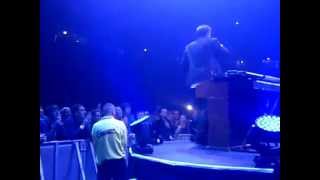 Elbow - Weather to Fly, Live at the MEN