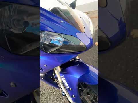 Yamaha R1 2000 - Image 2