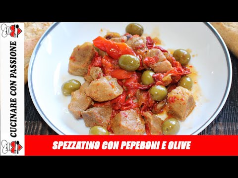 SPEZZATINO CON PEPERONI E OLIVE VERDI