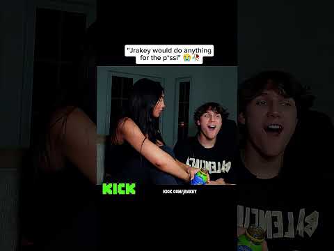 Biggest Simp Ever 🤣 @jrakey #kickstreaming #funny