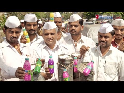 डब्बेवाल्यांनी केला इकोफ्रेंडली होळीचा जागर