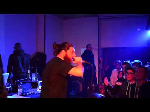 Fabio Farti feat. Emcee O' Zi - Evito (O' Male attuorno) - Live at Re Load