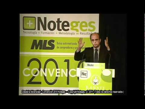 El experto en liderazgo y comportamiento organizacional, imparte una conferencia sobre el análisis del entorno en el que las personas y las empresas se mueven.