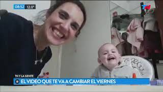 La imperdible charla entre una mamá y su beba a la hora de la cena