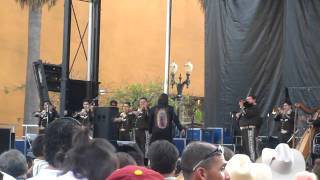 La Mariquita - Linda Ronstadt, Mariachi Los Camperos - San Jose Mariachi Festival 2009
