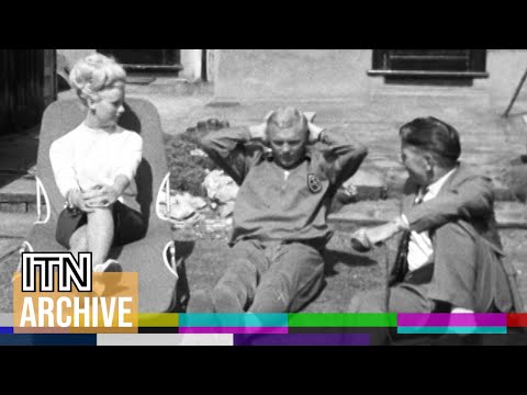 Bobby Moore Interview on West Ham's Success (1963) | Sporting Greats