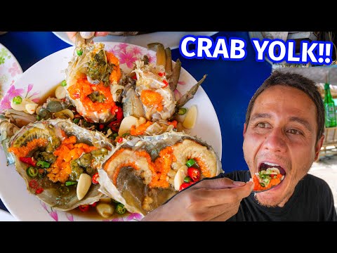Golden CRAB YOLK!! Greatest Ever SPICY SEAFOOD on The Beach! 🌶 🏖