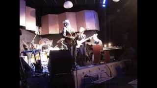 John F. Klaver Band in de DMI Records Studio Weesp met een live stream.