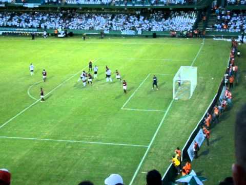 Coritiba 4x2 Atlético/PR - 2º Gol / Jonas - Camp. Paranaense 2011