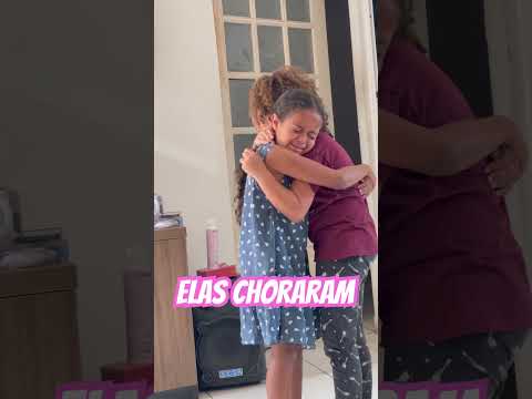 Elas choraram quando ouviram a canção “Quando Sonho é de Deus”.