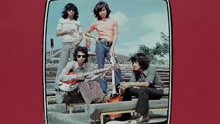 Download lagu Pilih Satu Oleh : Koes Plus mp3