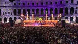 Oliver Dragojević - Oprosti Mi Pape (Live)