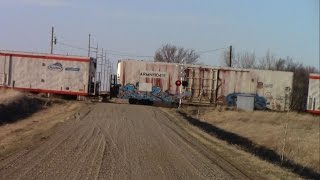 preview picture of video 'Almost-missed Union Pacific salad shooter at V Avenue, Boone County, Iowa'