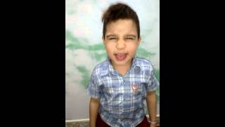 Criança canta Cristiano Araújo - BARA BARA ( Official )