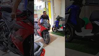 Download lagu Yamaha R15 V3 Red & Black Colour Indian Version New 2024 Review #shorts #r15v3 #newtoyou #ajshohan mp3