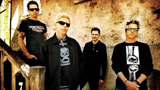 Download lagu The Offspring - Hit That Lyrics HD mp3