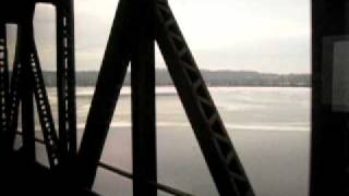 preview picture of video 'SPOT: Santa Fe Swing Span Bridge Over the Mississippi River'