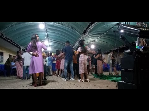 Dansa Kizomba Romantis Terbaru 2022DJ Divanz ft. Goulam & Meiitod - Comme Toi