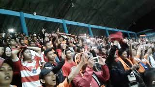 Download lagu Aksi the Jak mania di stadion Maguwoharjo Sleman vs Borneo (5-3-19) mp3