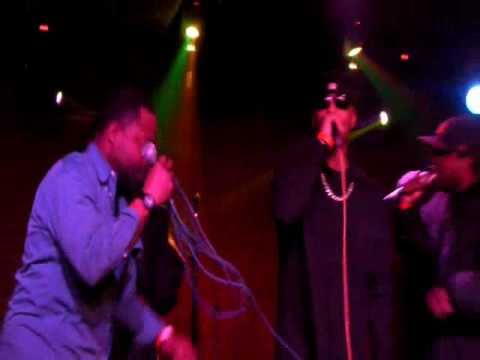 Tha Pessimist & The Rest Of The BLX-NYC Crew Performing At Swagger On The Mic