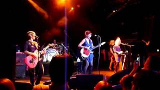 Fuzzbox - Whats The Point (Islington 25-05-2010).mov