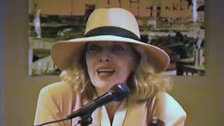 Space: 1999 - Barbara Bain Convention Talk video