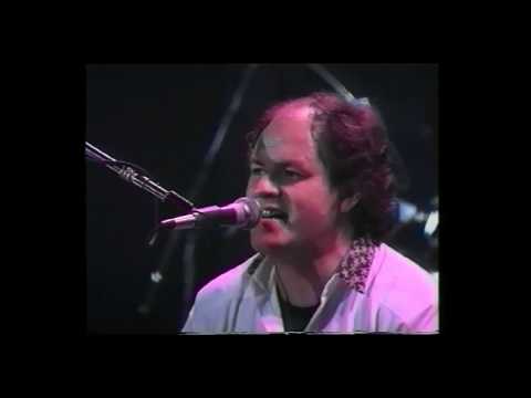 No quiero ser más tu amigo (en vivo Opera '91) - César "Banana" Pueyrredón