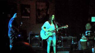 Julianne - Tulak Ng Bibig (Live in B-Side, Makati, July 1, 2011)