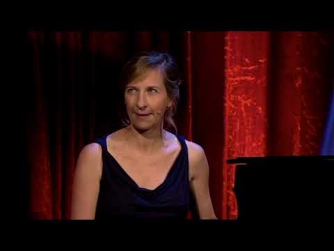 Sarah Hakenberg - d-Moll absteigend