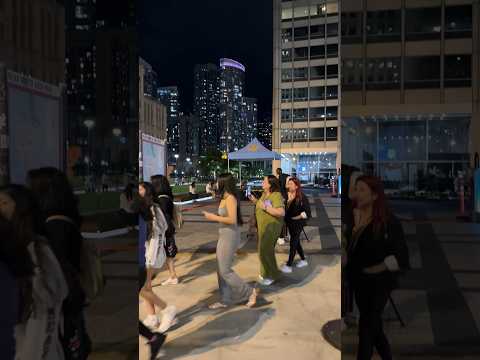 CHICAGO DOWNTOWN at Night 🌃 nightlife, Illinois, USA #nightview #nightout