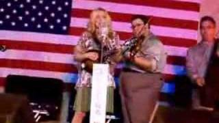Rhonda Vincent - Jolene
