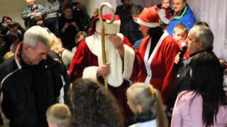 preview picture of video 'Troszkowo: Święty Mikołaj w świetlicy'