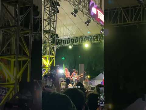 FSTVLST ft Fanny Soegi - Enam Masa #fstvlst #fannysoegi #enammasa #konsermusik #skena #trending