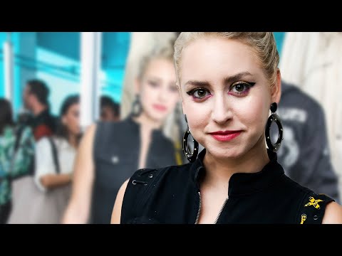 Jazmin Grace Grimaldi - Im sexy Einteiler! Wenn hier jemand den Reißverschluss öffnen würde ...