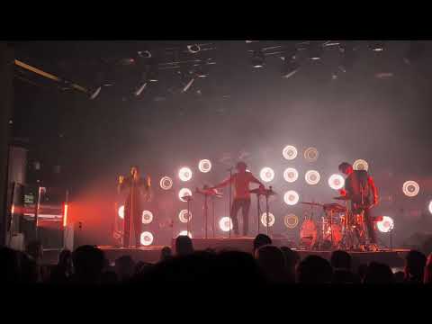 Kid Francescoli - So Over (Live at Melkweg)