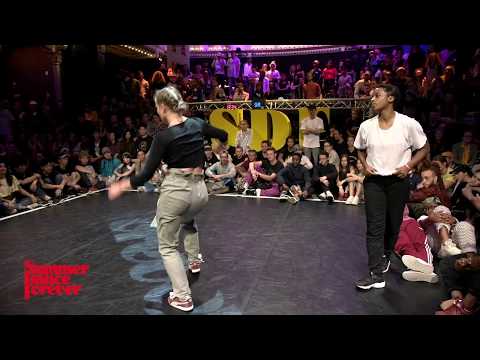 Khoudia vs Katya Joy 1ST ROUND BATTLES House Dance Forever - Summer Dance Forever 2017