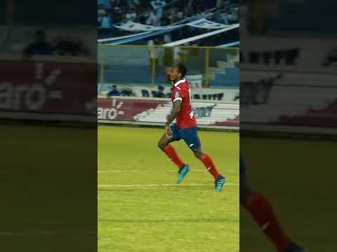 El defensa a mimimimi, golazo de Bladimir Díaz | FAS vs Alianza | Apertura 2022