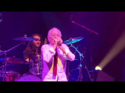 Graham Bonnet-"Eyes of the World/All Night Long" (5/6/25) Sellersville Theater (Sellersville, PA)
