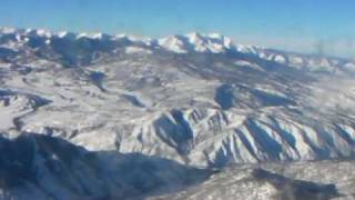 preview picture of video 'Flying in to Aspen Co from Denver'